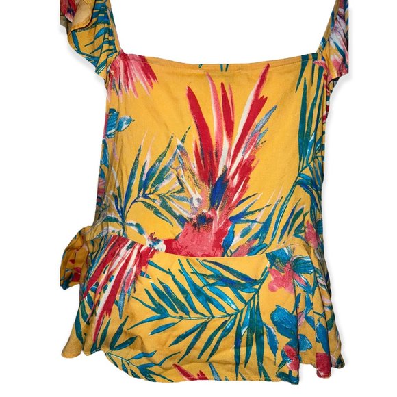 NWT - Floral Ruffle Wrap Top by Sofia Vergara - Picture 4 of 5